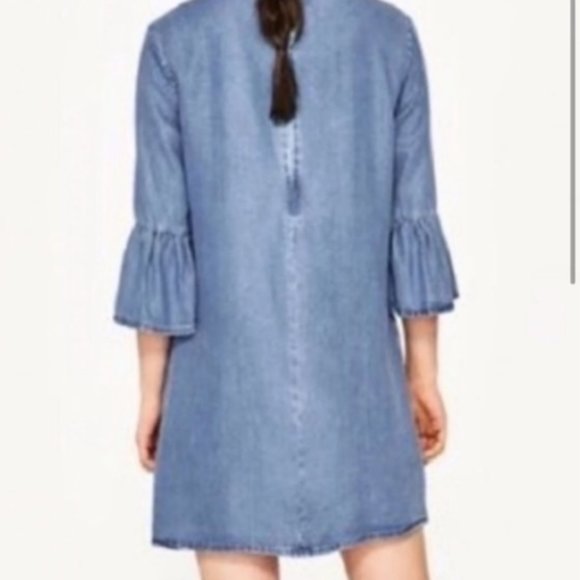 Zara denim dress ruffle sleeve - Picture 3 of 11
